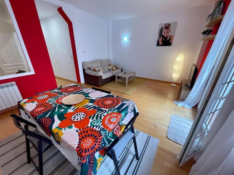 Acogedor Apartamento En Saragossa Exterior foto